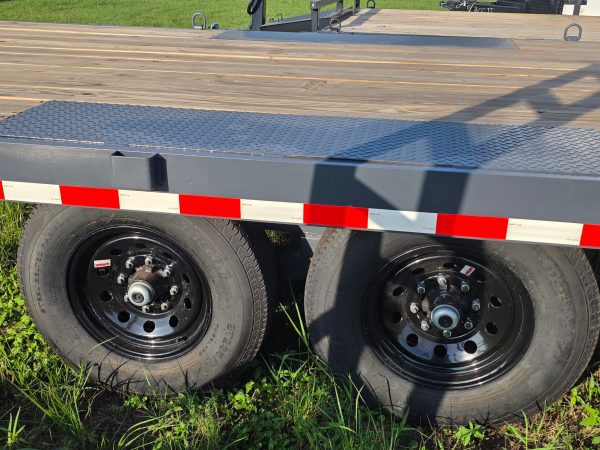 8.5x22 Deckover Trailer -  Gray - Image 7
