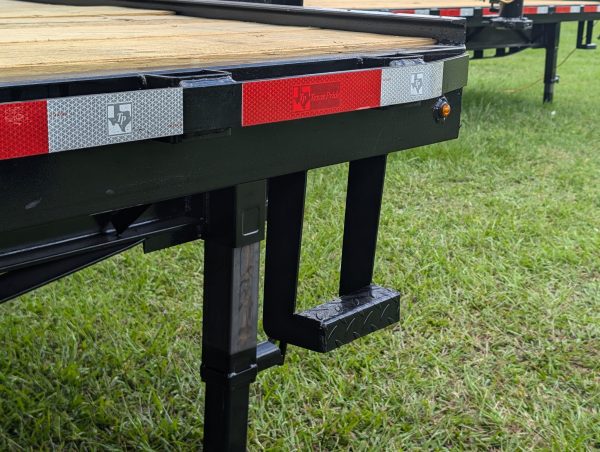 8.5x40' 26k Flatbed Gooseneck Trailer - Image 7